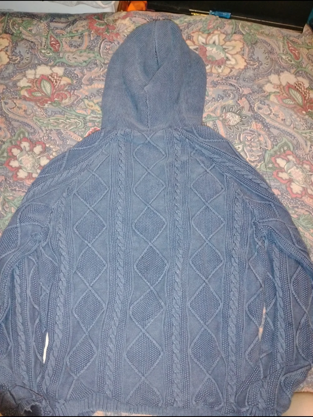 Carbon 2 cobalt - Men's Size M Hooded Cable Knit Sweater - Light Navy Blue